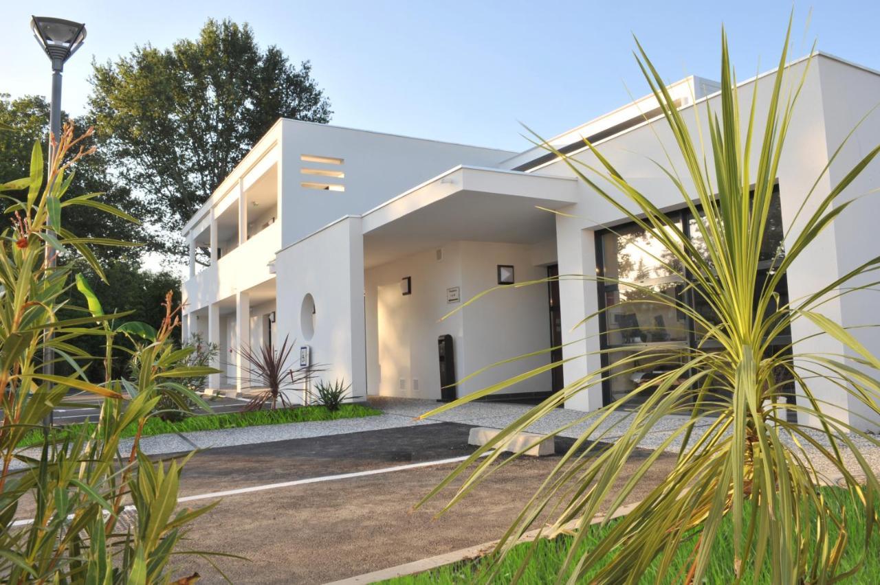 Hotel Eden Park Pau Est, Avec Piscine ภายนอก รูปภาพ