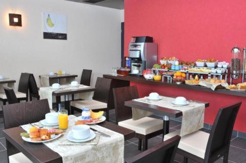 Hotel Eden Park Pau Est, Avec Piscine ภายนอก รูปภาพ