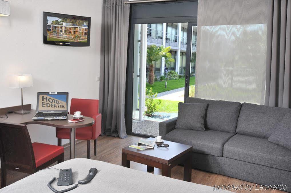 Hotel Eden Park Pau Est, Avec Piscine ภายนอก รูปภาพ