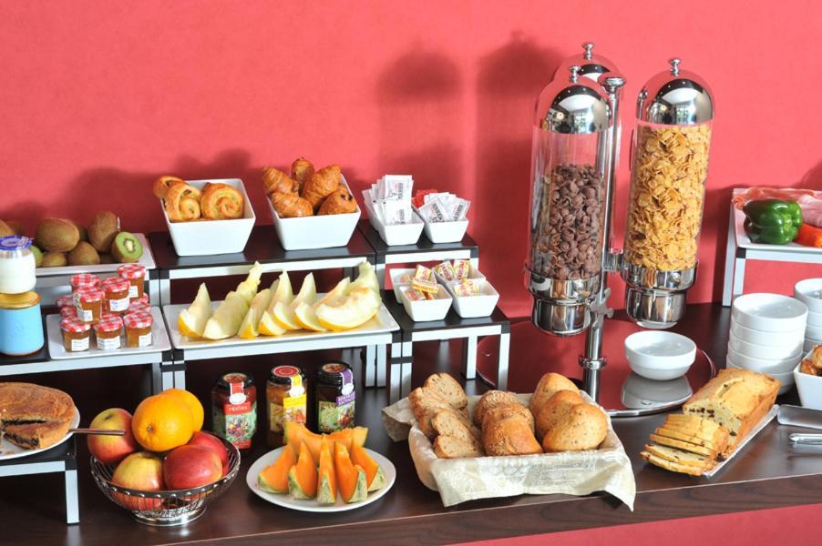 Hotel Eden Park Pau Est, Avec Piscine ภายนอก รูปภาพ